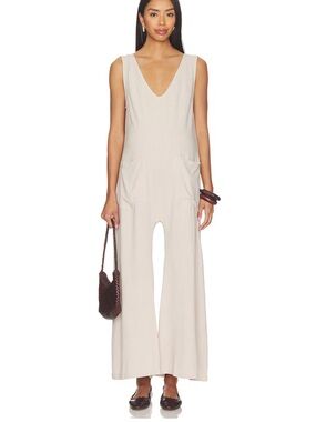 Women’s Linen Jumpsuit - Light Beige